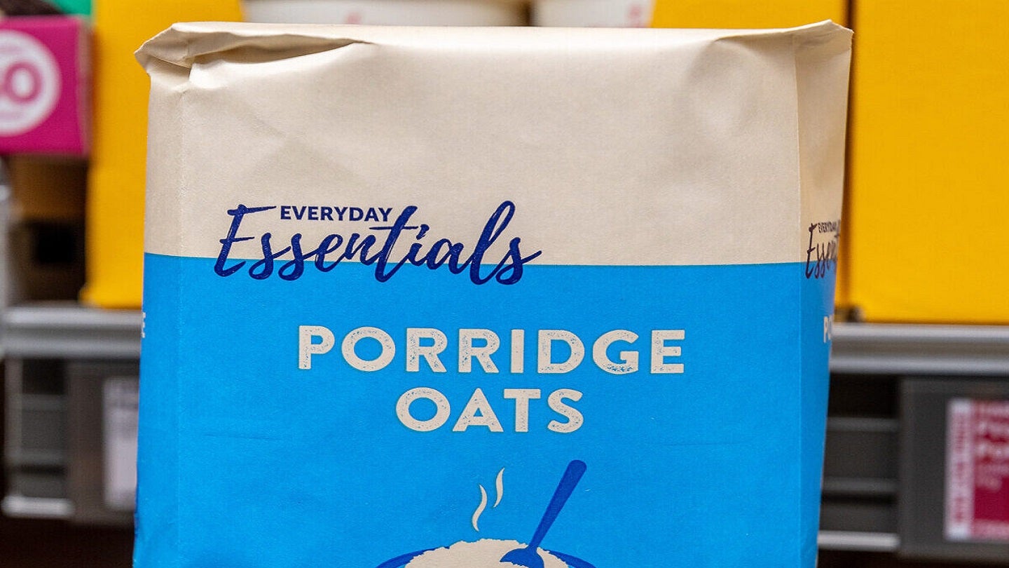 Aldi UK introduces paper packaging for porridge oats in stores 