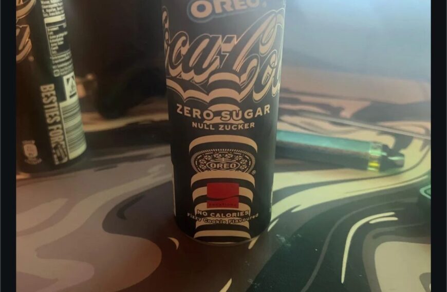 Are Coca-Cola and Oreo Teaming Up For a Soda AND Cookie Collab?