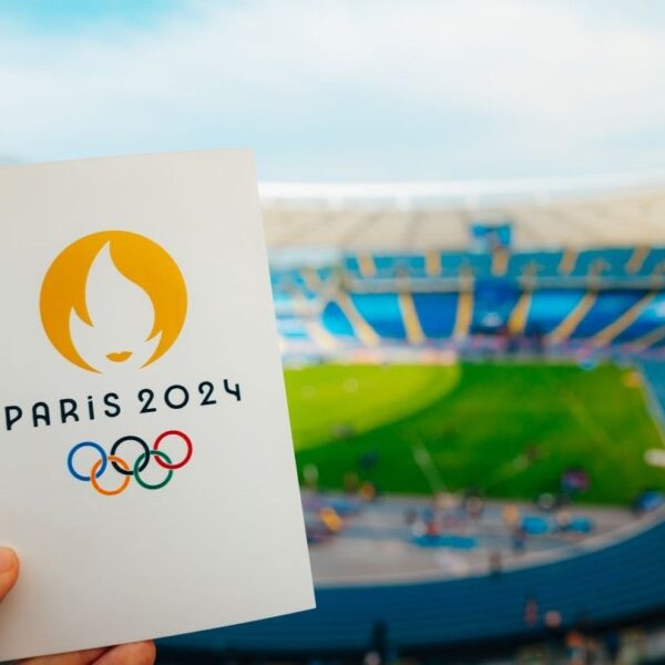 Olympic athletes call on beverage giants to ditch plastic at Paris 2024