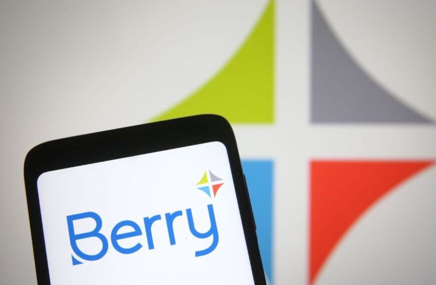 Berry Global and La Rosée team up on deodorant refill solution