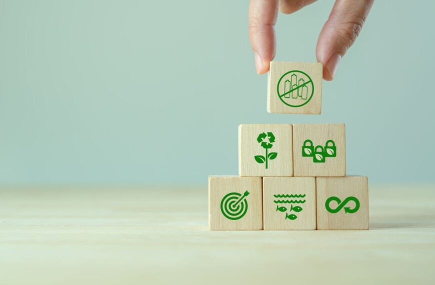 Packaging industry aligns sustainability goals with UK reforms