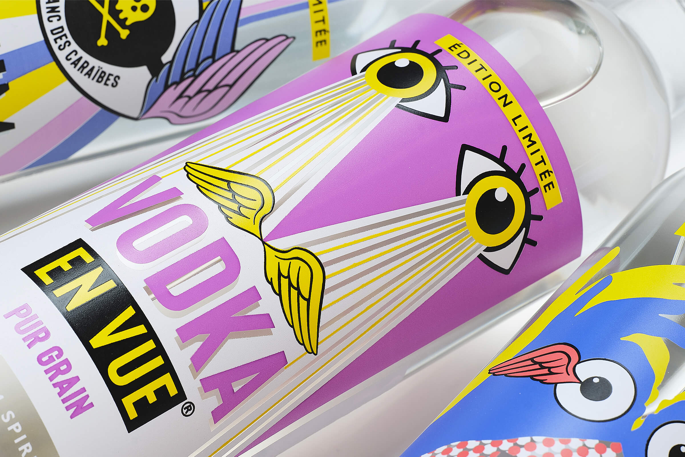 EN VUE by Freedom Spirits is a Nod to 80s Comics and Street Art