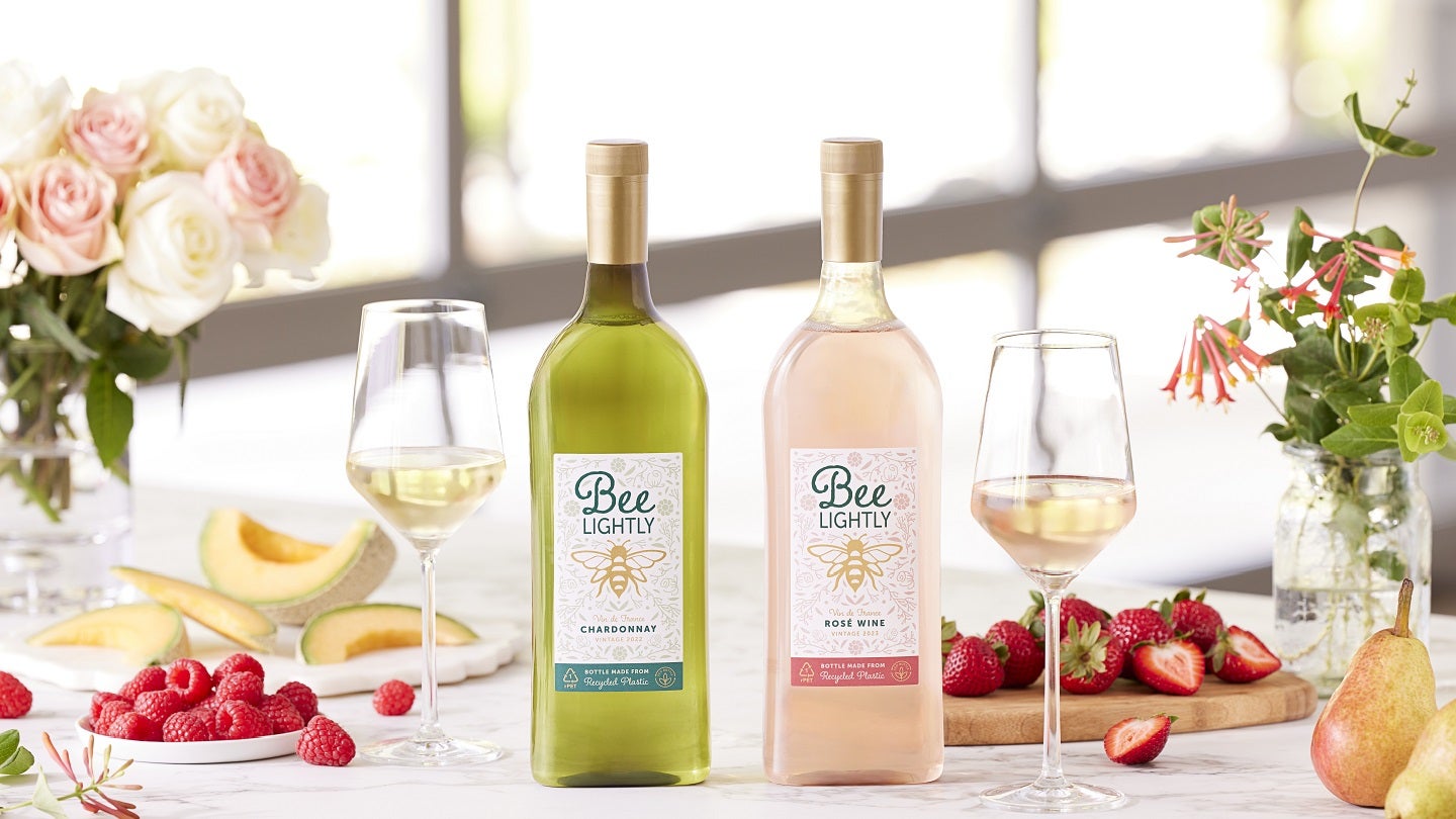 Albertsons debuts Bee Lightly wines in rPET bottles