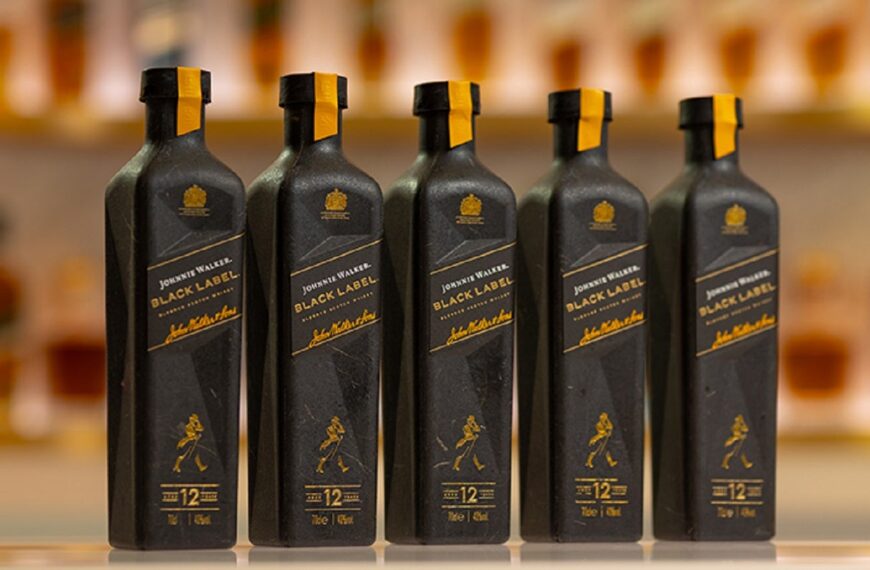 Diageo pilots 90% paper-based bottle for Johnnie Walker Black Label 
