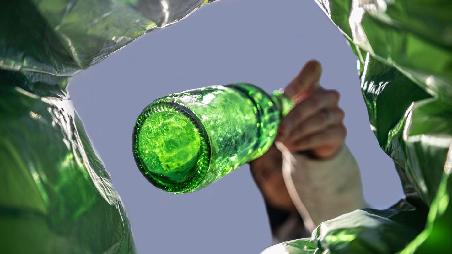 New O-I Glass recycling initiative boosts sustainability and job creation