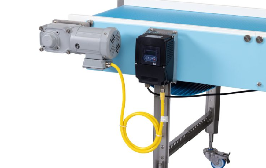 Dynamic Conveyor to Showcase DynaClean S Series at PACK EXPO