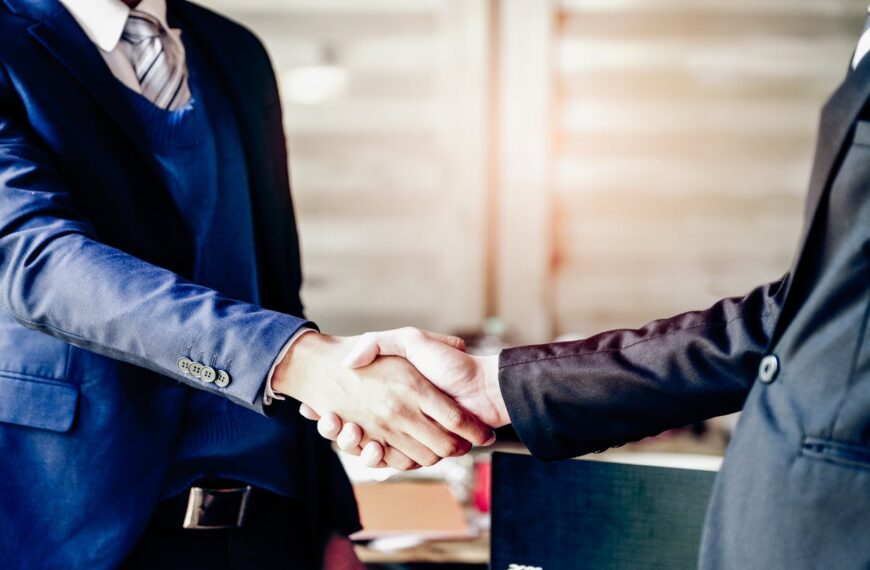 B2B e-commerce platform Moglix acquires Khatema Fibres