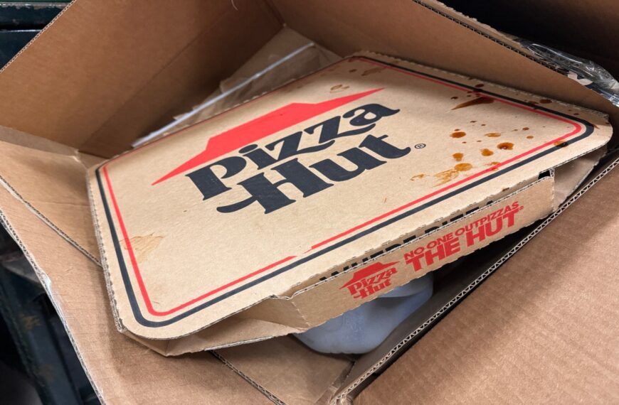 Pizza Hut partners with Smurfit Westrock to promote pizza box recycling