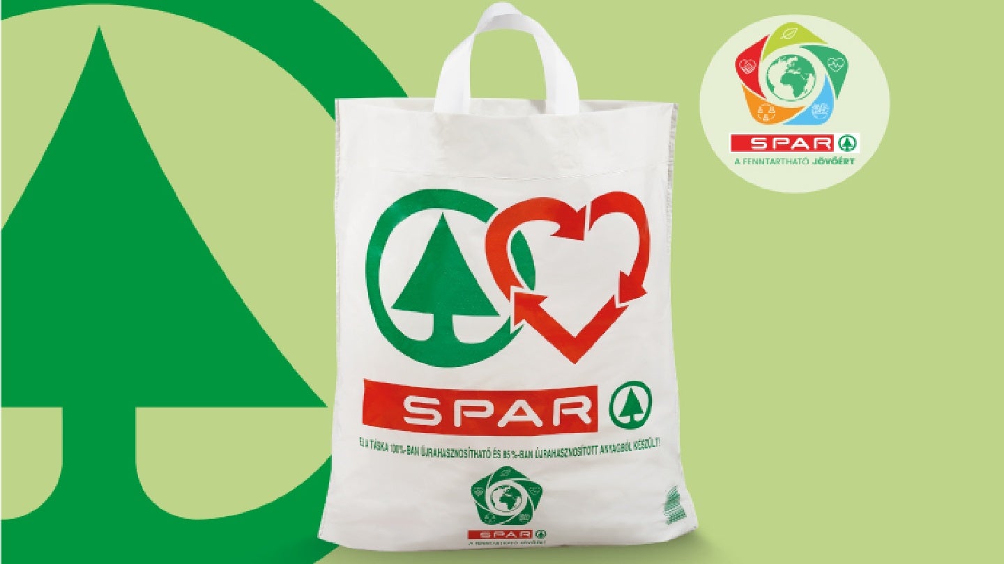 SPAR Hungary uses plastic waste for recyclable shopping bags
