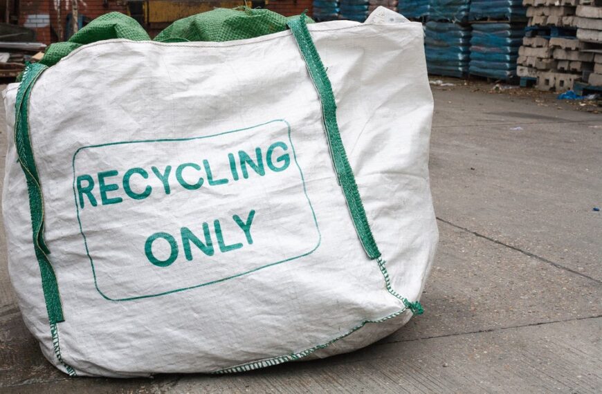 UK packaging recycling rates show progress and challenges
