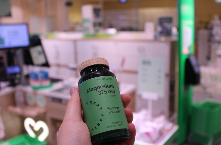 Retailers embrace fibre caps for eco gains