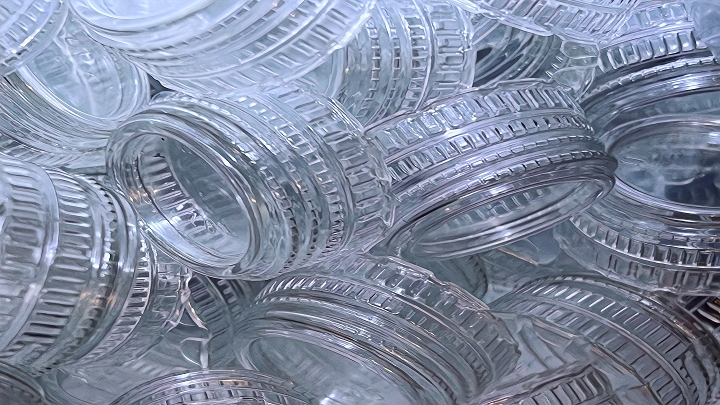 Origin Materials produces new rPET caps with enhanced features