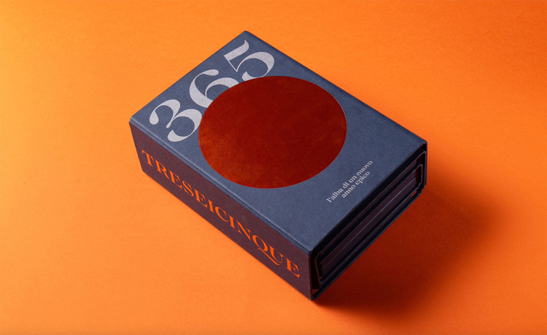 The Sun Also Rises: 365’s Annual Kit Creates An Interactive Experience