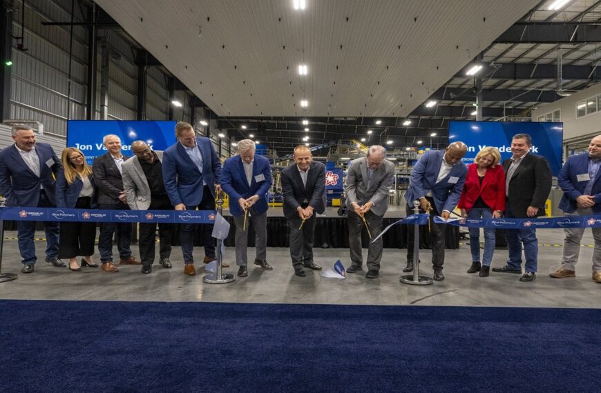 Republic Services and Blue Polymers open new plastics recycling complex in US