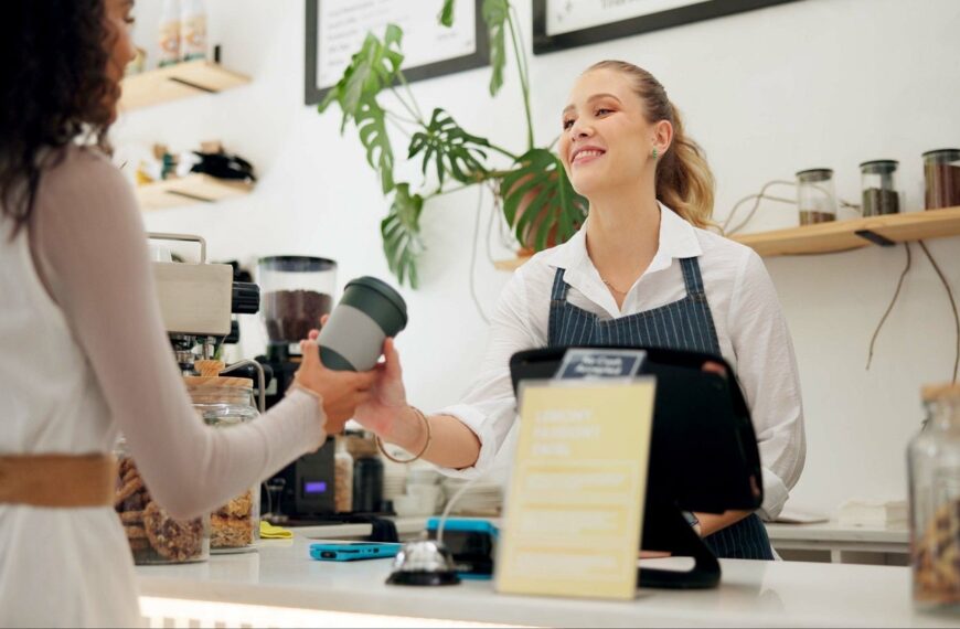 Huskee unveils reusable cup system at MICE