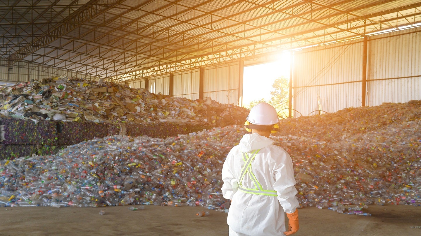 Cleanaway and Viva Energy move forward with plastics recycling project in Australia