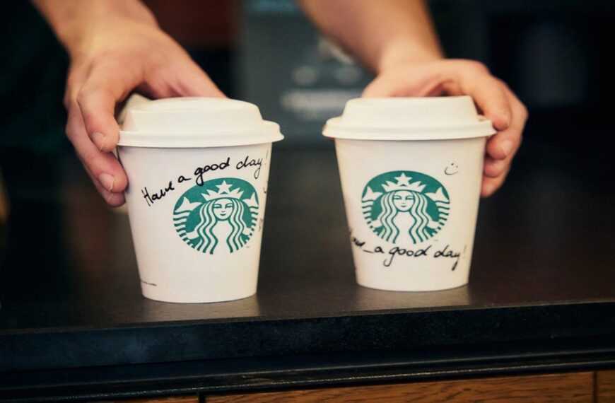 Starbucks rolls out eco-friendly takeaway cup in Europe