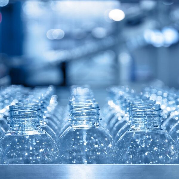 Avantium teams up with Bottle Collective to create eco-friendly fibre bottles
