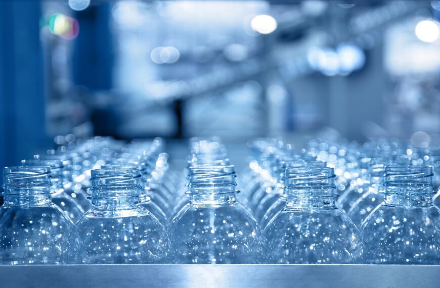 Avantium teams up with Bottle Collective to create eco-friendly fibre bottles