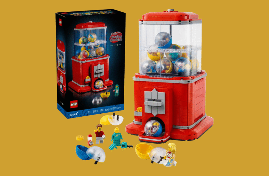 All Hail the Toy Bubble: LEGO’s Latest Set Is A Functional Vending Machine