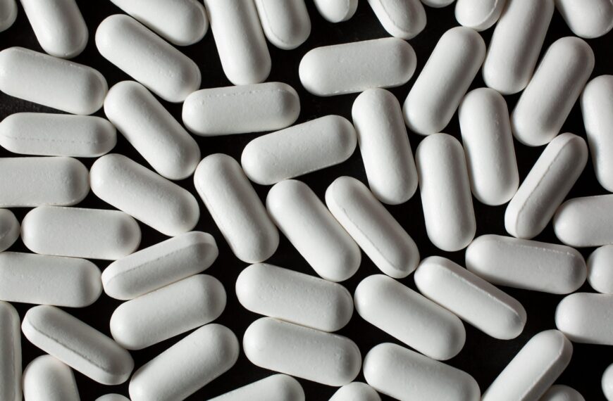 Scientists Bioengineer Bacteria That Turns Plastic Trash Into Acetaminophen