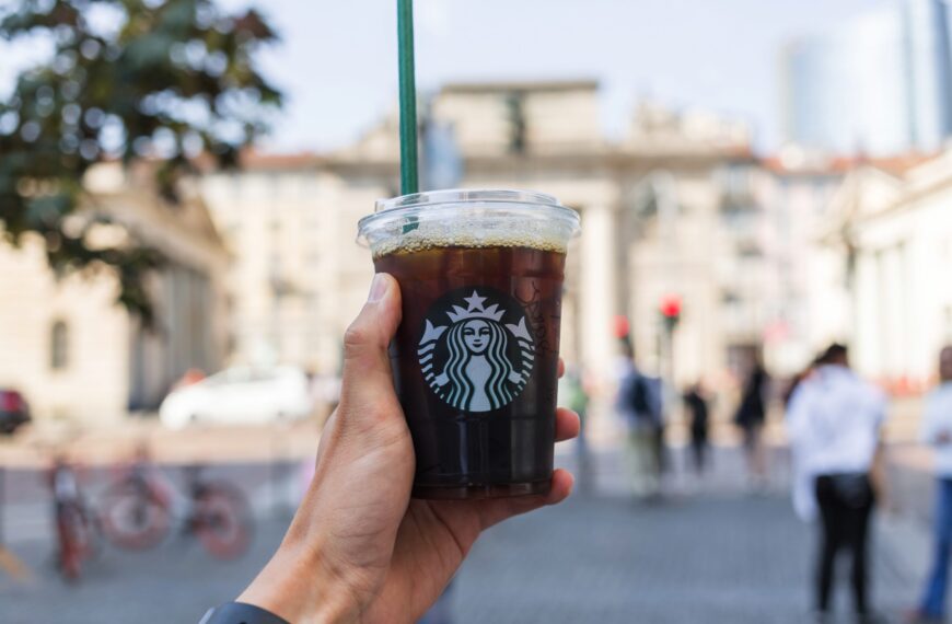 Plastic Straws Return To Korean Starbucks Locations