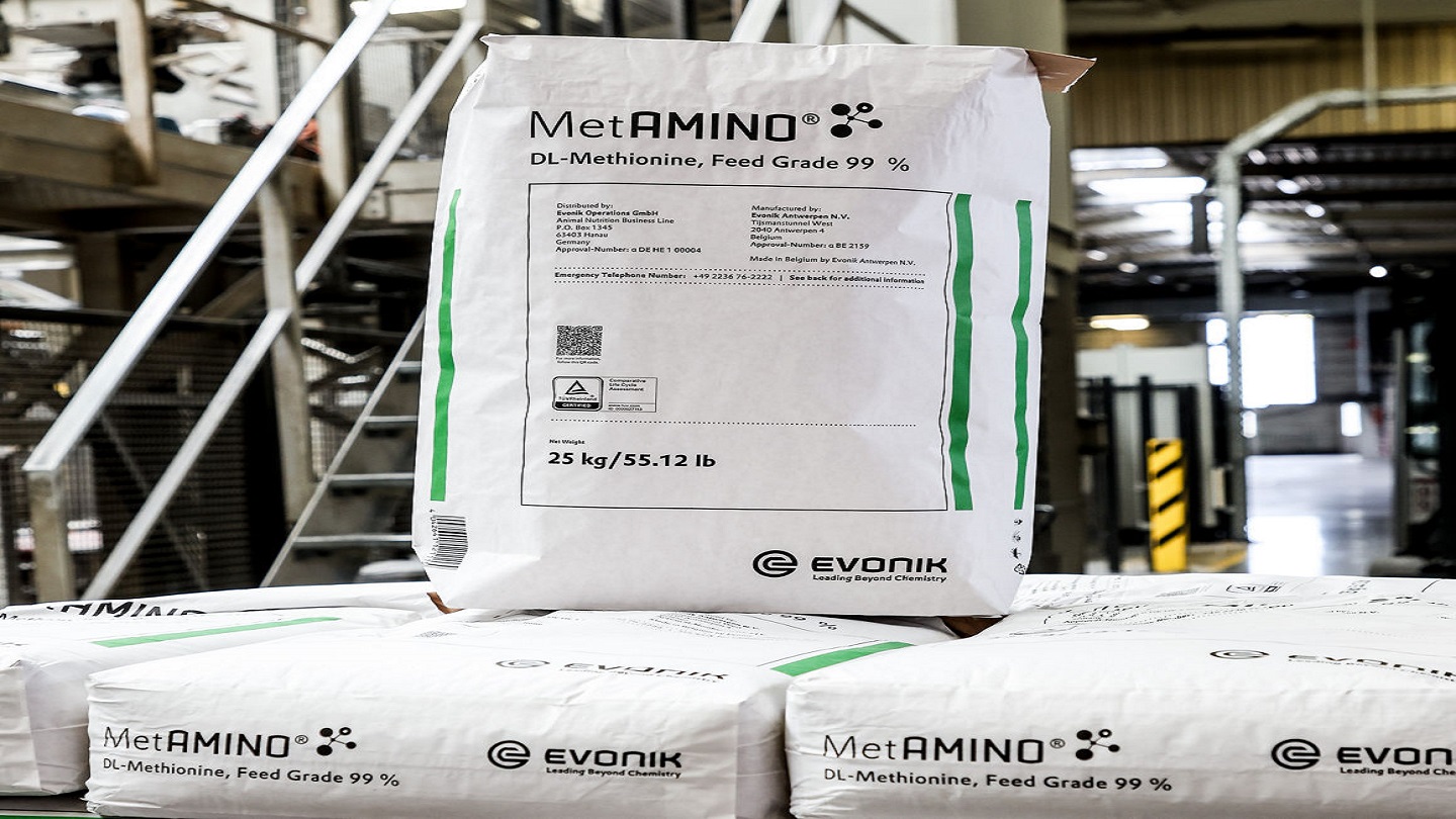 Evonik launches eco-friendly paper bags for MetAMINO brand