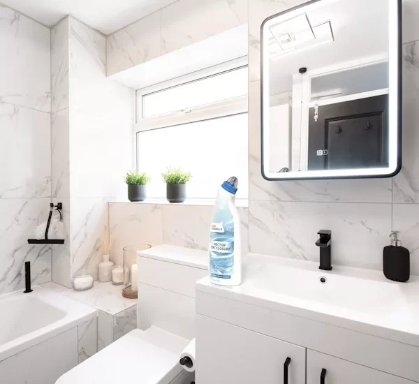 Amcor’s New Closure Prioritizes Both Visual Appeal and Sustainability