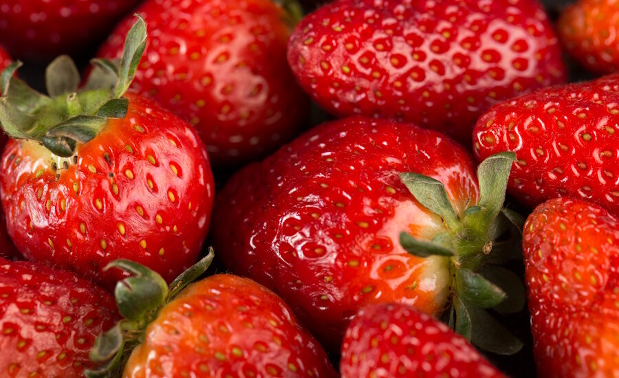 European Project Turns to Strawberry Waste to Develop Bioplastics for Packaging