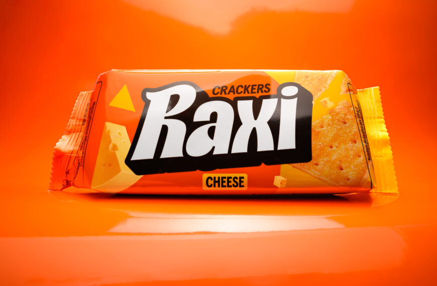 Raxi Crackers Go Big on Bold Type and Flavor-First Design