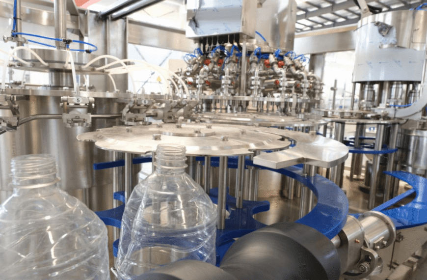 Sunswell delivers water filling machine to Colombian customer