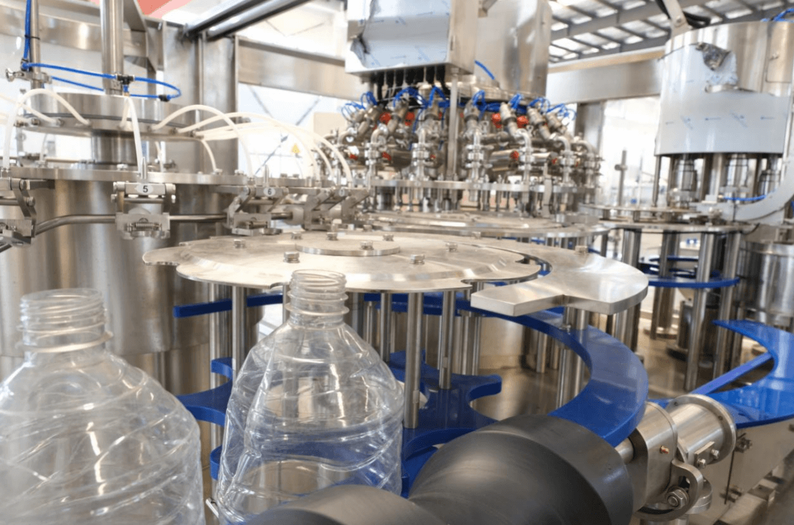 Sunswell delivers water filling machine to Colombian customer