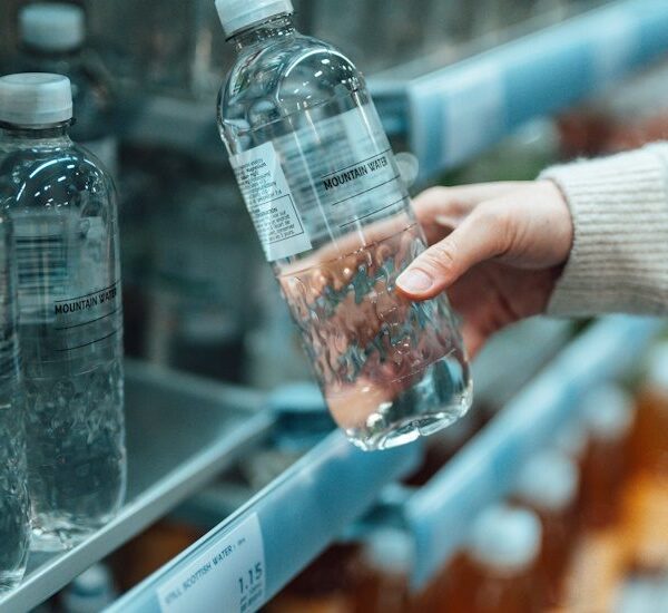 Henkel announces new hot melt adhesive for PET bottle labeling