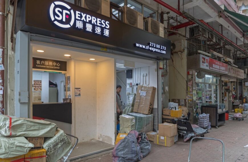 China tightens rules on packaging waste in express delivery