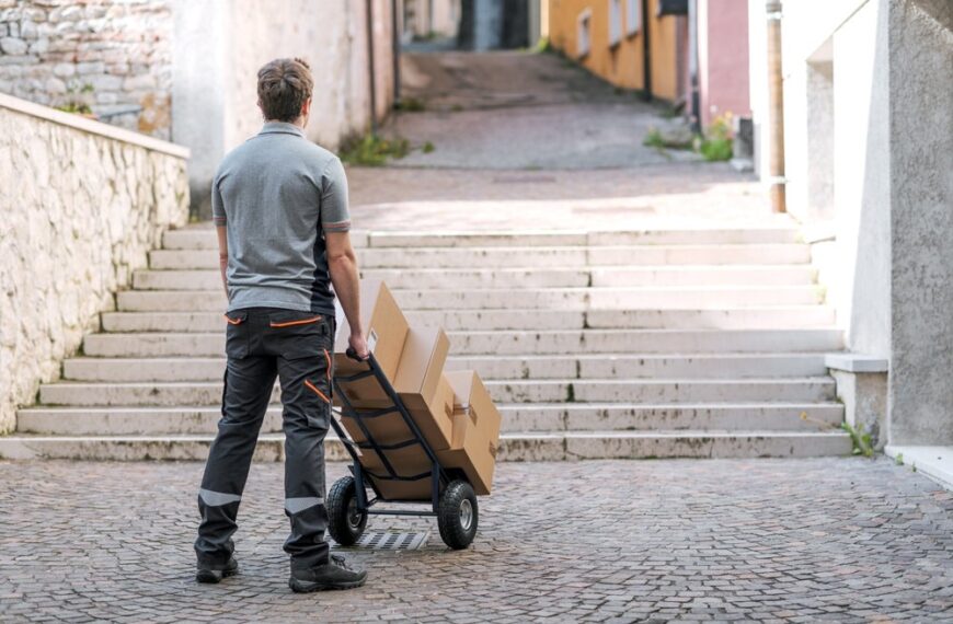 Hurdles in implementing sustainable packaging solutions