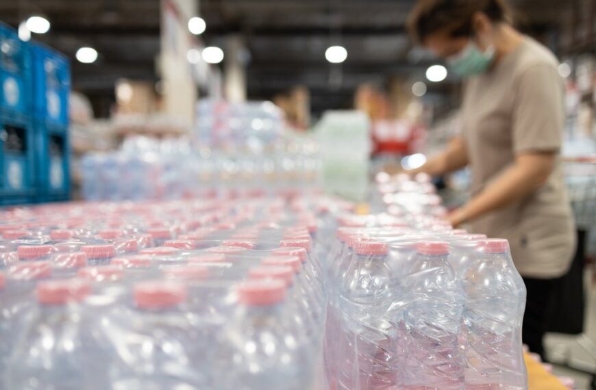 BP plastics sees earnings drop amid weak demand