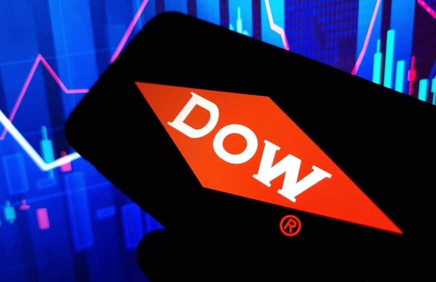 Dow’s packaging plastics revenue declines 11% as resin prices slip