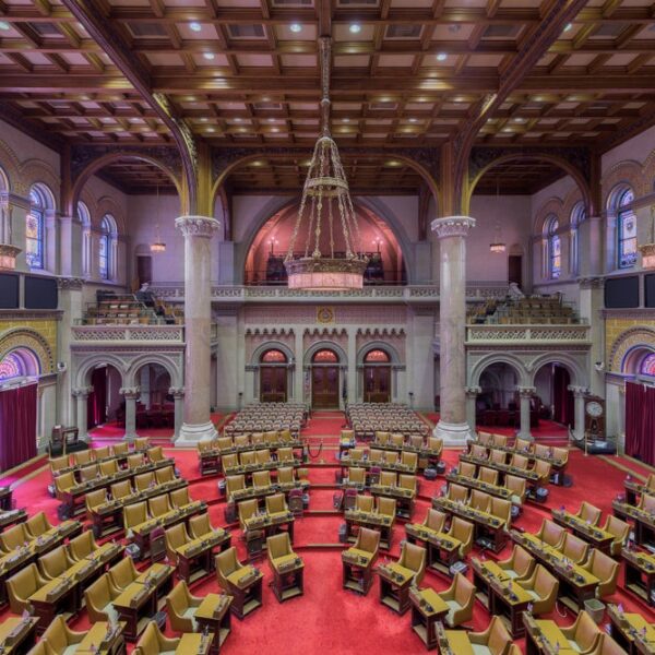 New York packaging bill faces 4-to-1 opposition