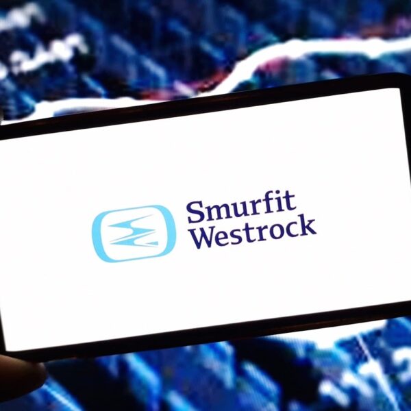 Smurfit Westrock in profit but trims outlook over planned downtime