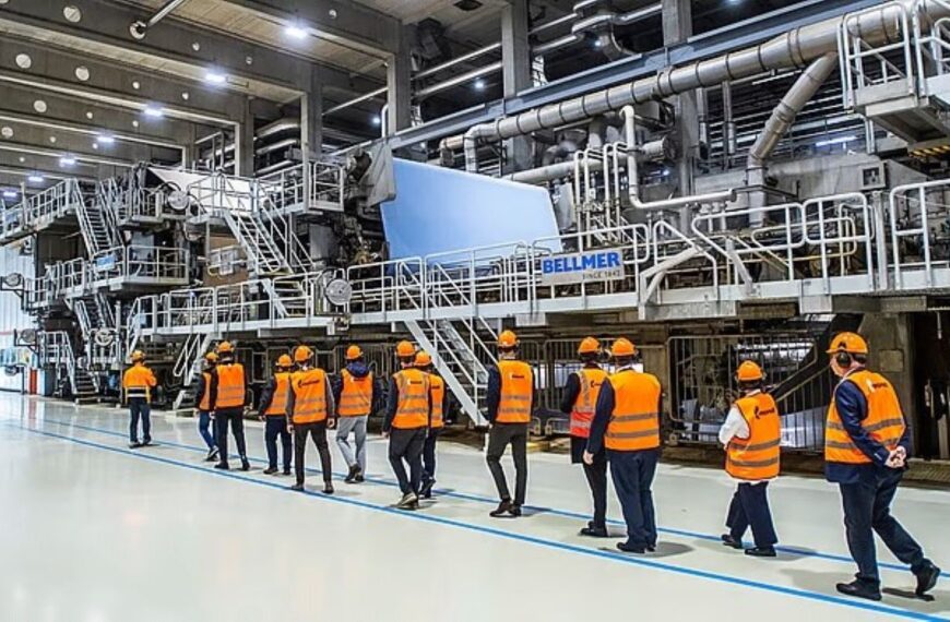 Mondi opens new kraft paper machine at mill in Czech Republic 
