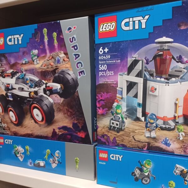 Lego moves majority of packing lines from plastic to paper bags 