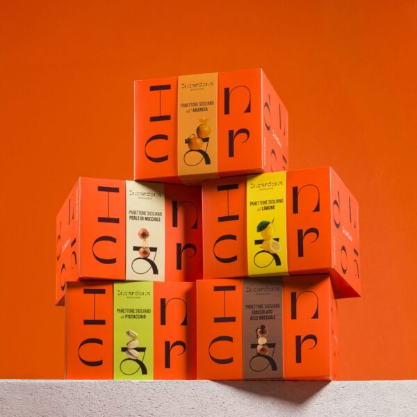 Panettone Packaging That Rises to the Occasion