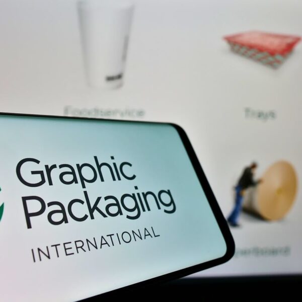 Graphic Packaging appoints CEO and announces cost cutting measures 