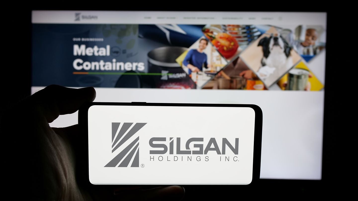 Silgan sees profit drop in Q4 2025