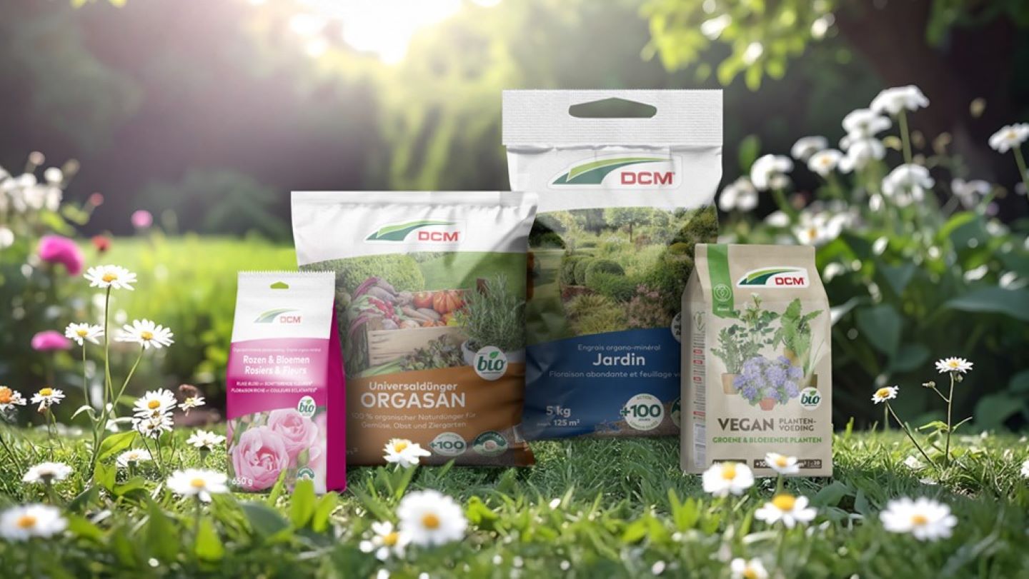 Amcor and DCM unveil recyclable PE film for fertilisers