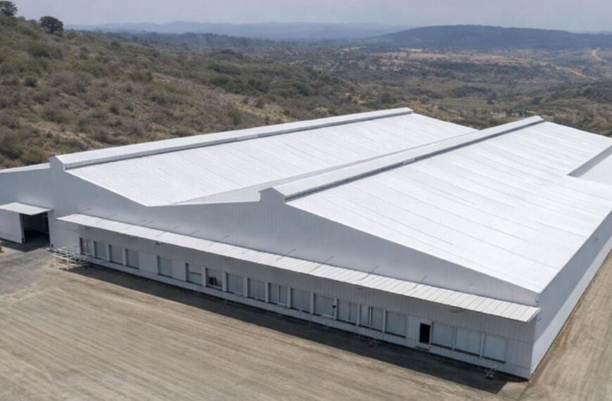 Smurfit Westrock expands in Ecuador with Cartomanabí purchase