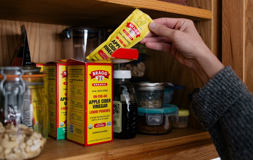 Bragg® Introduces New On-The-Go Pouches for Apple Cider Vinegar