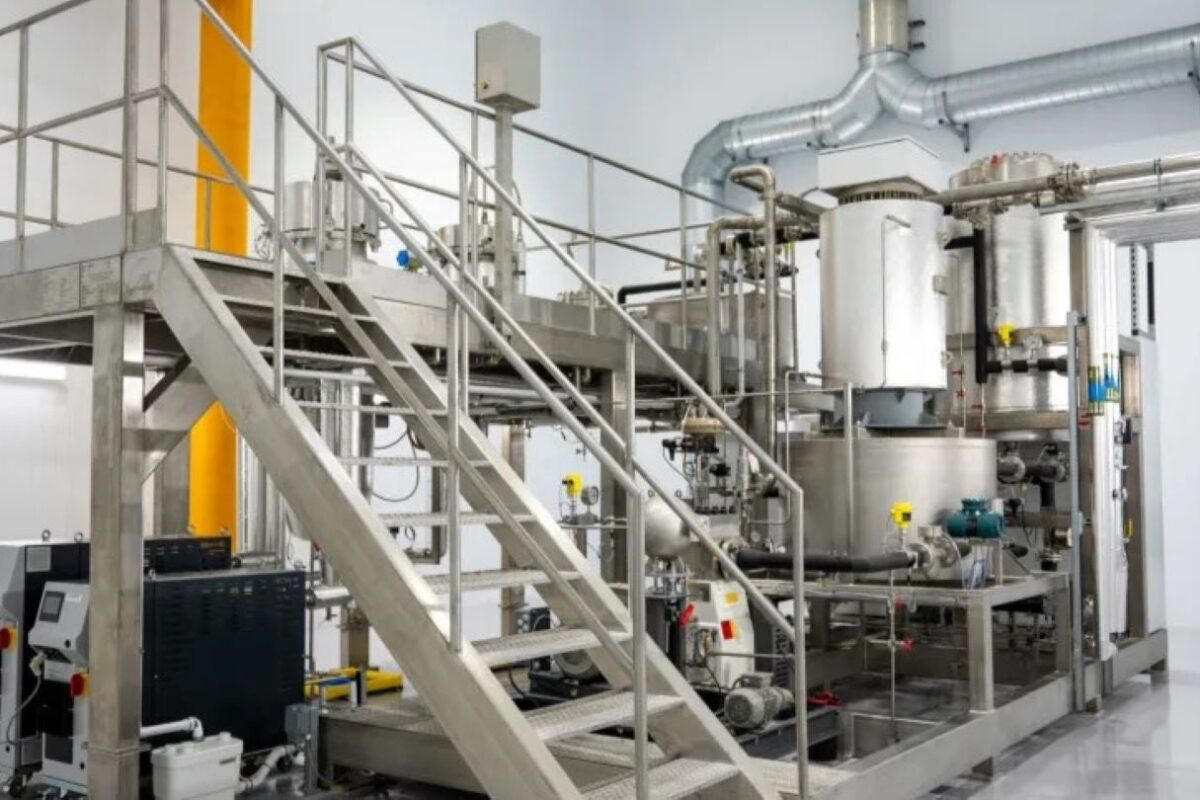 Nextek and Coveris bring recycling plant in Lincolnshire into operation