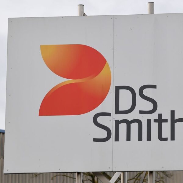 DS Smith unveils faster case packing machines