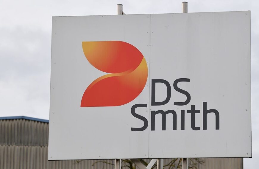 DS Smith unveils faster case packing machines